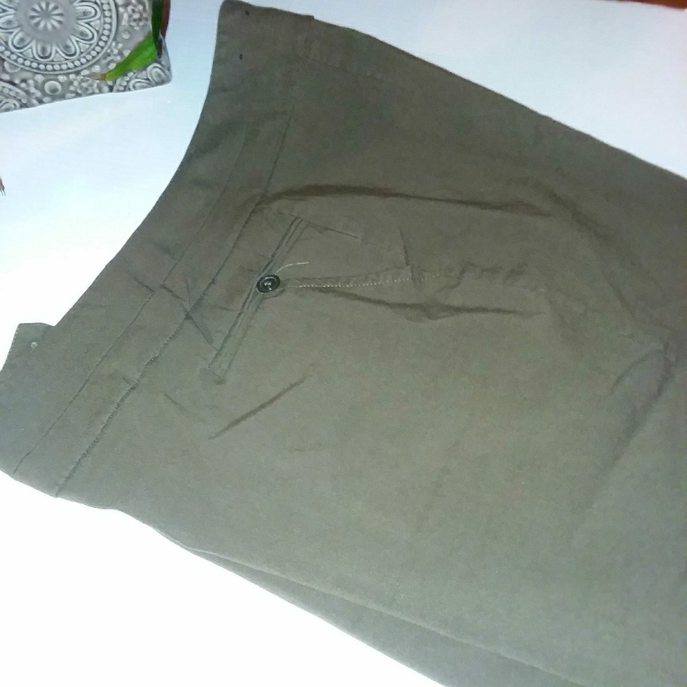 💲5/$25💲Lane Bryant Capris Brown Size 18 - Picture 2 of 8